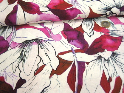 Hilco Viskosekrepp "Yary" floral M 2636/49 Weiß Beere Rot